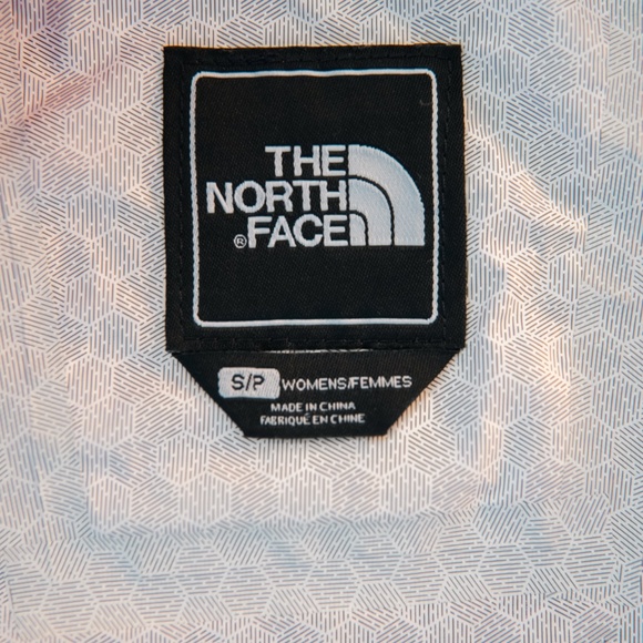 The North Face Hooded Women’s Rain Jacket Size S - Picture 10 of 16